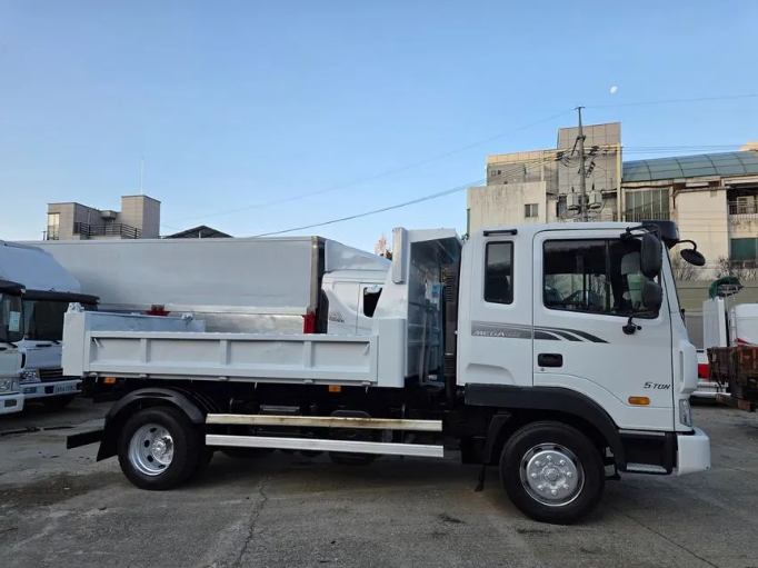 5톤롱덤프