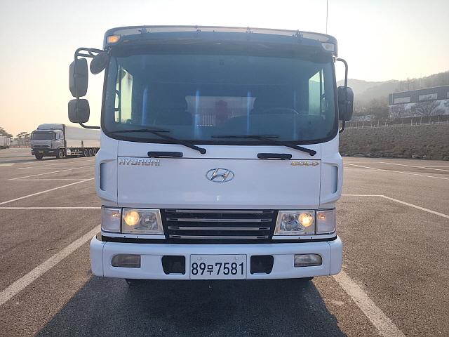 5톤후축저상롱덤프