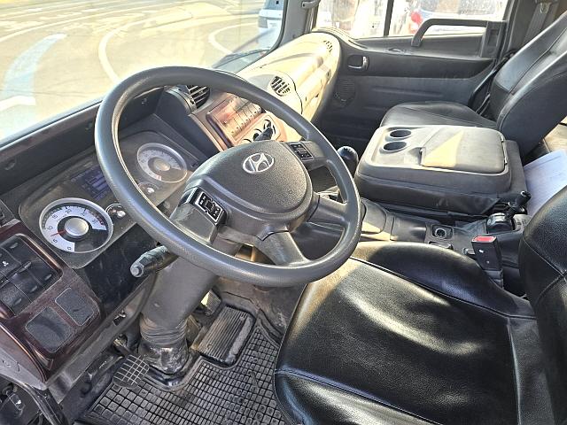 5톤후축저상롱덤프