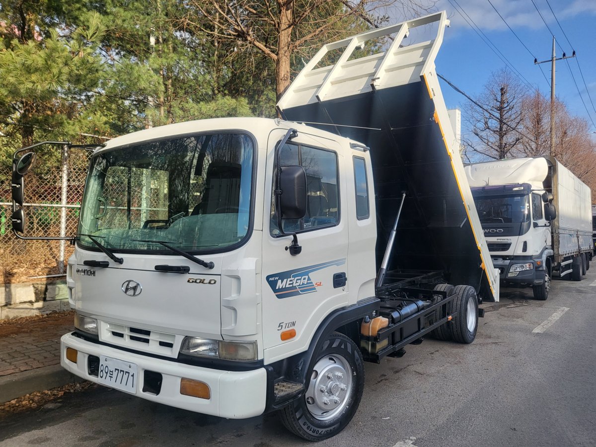 5톤저상롱덤프