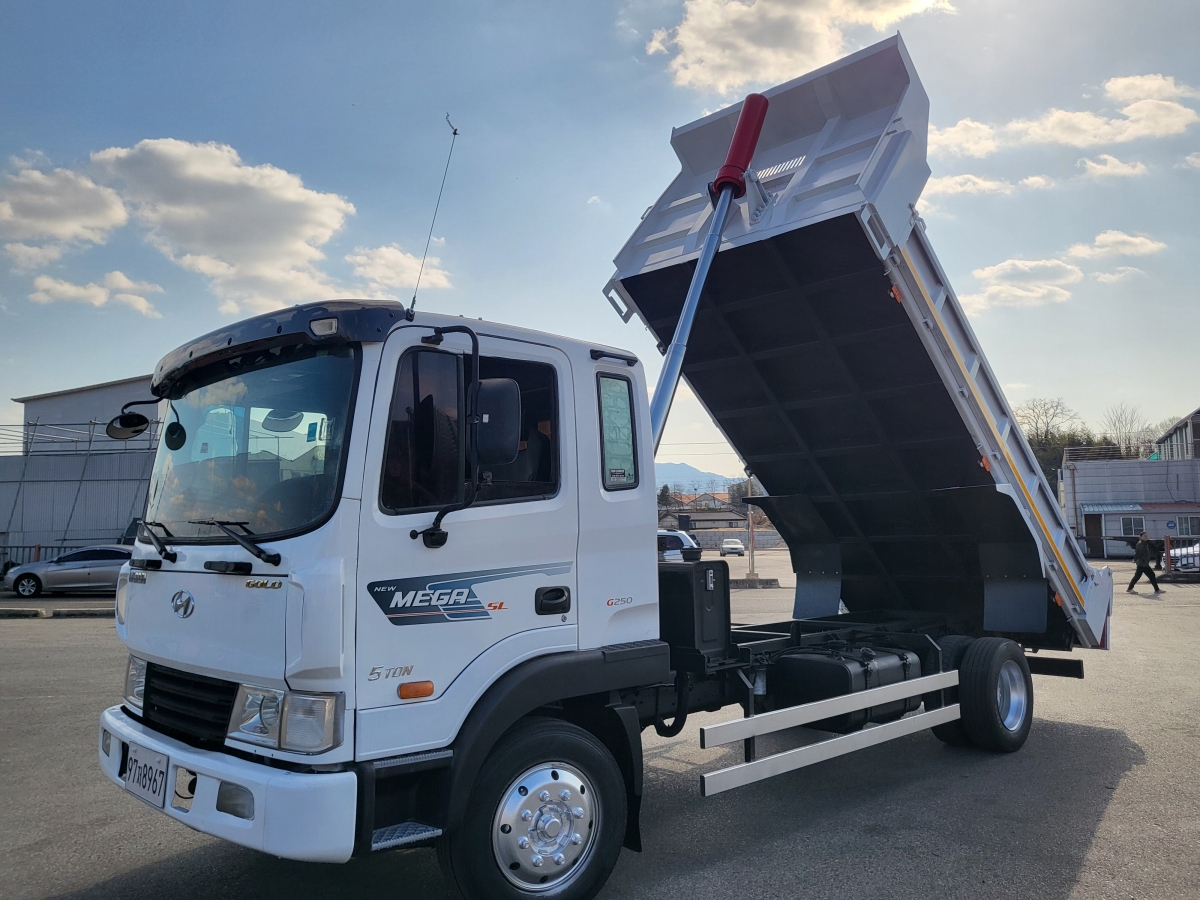 5톤저상롱덤프