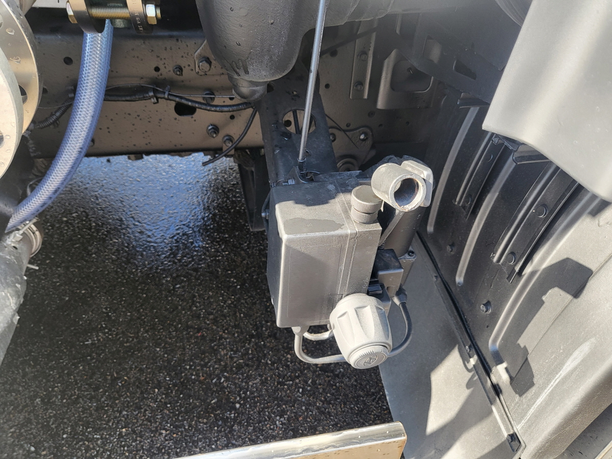 5톤8000리터살수차